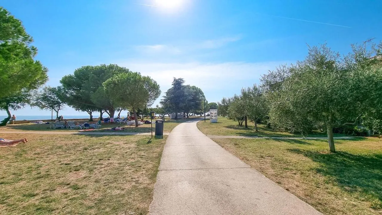 דירות Novigrad Istria Petretic 1