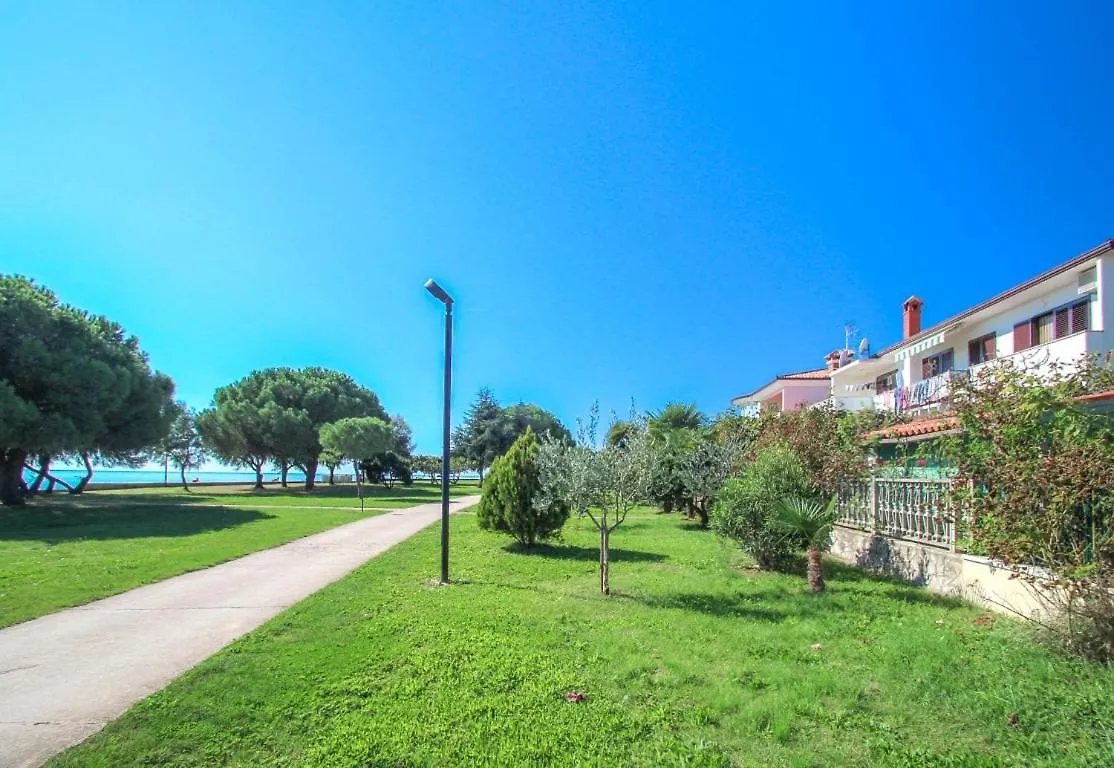 דירות Novigrad Istria Petretic 1