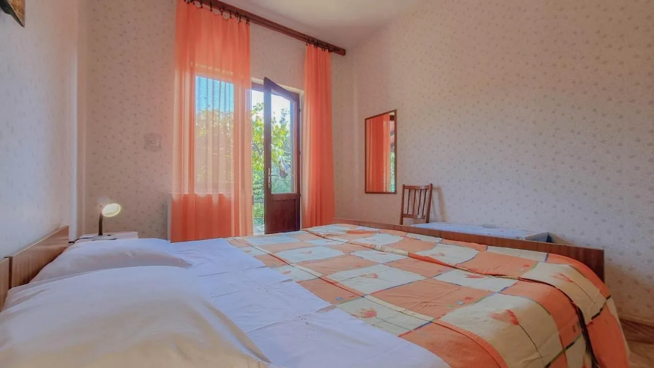דירות Novigrad Istria Petretic 1 0*,